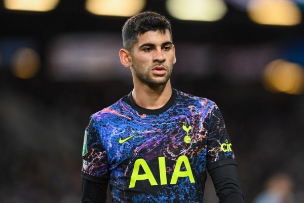 达宝优配 热刺在对方球迷前庆祝进球, 博德后卫: 罗梅罗想激怒我们但这没啥