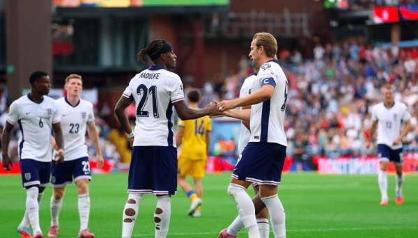 趣炒股 2-0！还得靠乌龙球破僵局 FIFA第4主场小胜9万人口小国 客场1-0更差