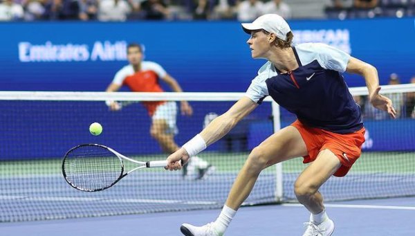 宝钜证券 男网彻底成二人转！美网巅峰战明早两点！谁赢谁就是世界第一！